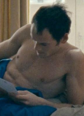 Anton Yelchin Sexy Photos 37485