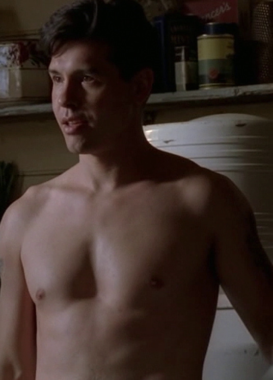 Jon Seda Nude 36576