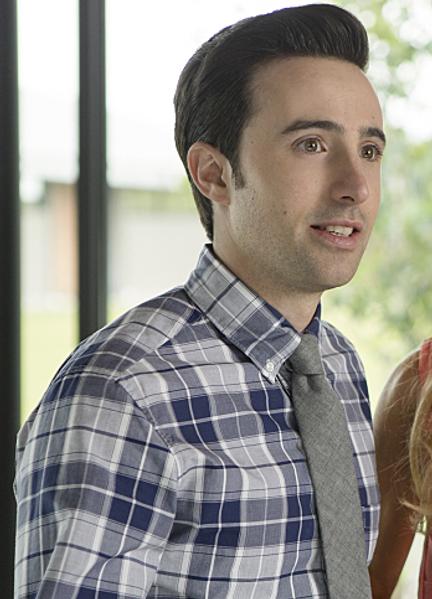 Josh Zuckerman Nude Scenes 33603