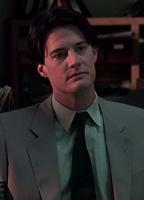 Kyle MacLachlan Nude Photos 31977