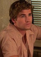 Liam Hemsworth Bathing Suit Bulge 34518