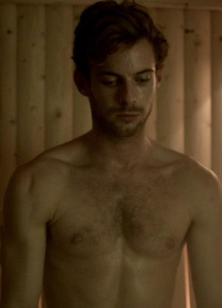 Luke Treadaway Nude 37188