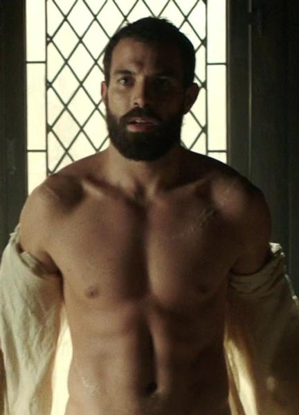 Tom Cullen Nude Scenes 36111