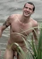 Barnaby Metschurat Nude Photos 42405