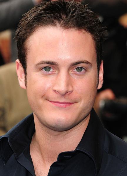 Sexy Gary Lucy 3544