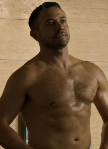 Warren Brown Nude Photos 37245