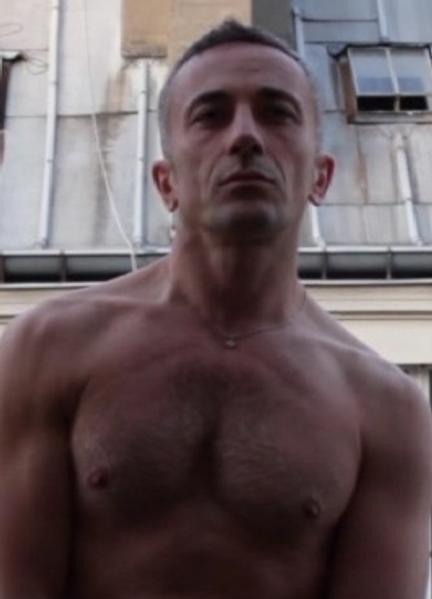 Yann de Monterno Nude Scenes 42363