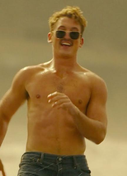 Miles Teller Nude Photos 64749