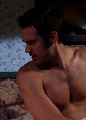 Benjamin Lutz Nude Photos 53181