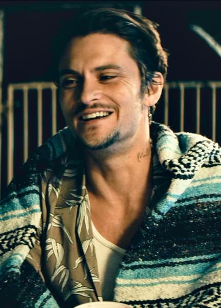 Shiloh Fernandez Nude 66728