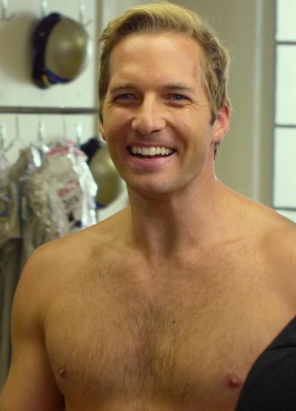 Ryan Hansen Nude 39036