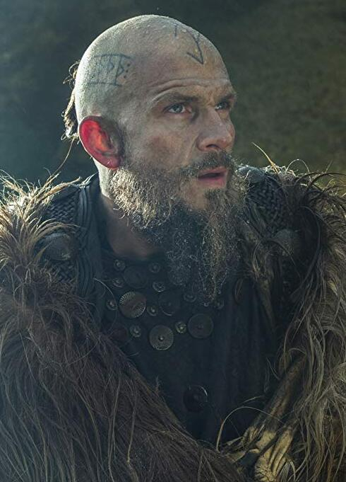 Gustaf Skarsgård