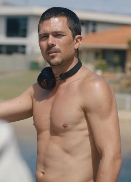 Luke Arnold Nude Scenes 61571