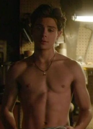 Jake T. Austin Sexy Photos 29493