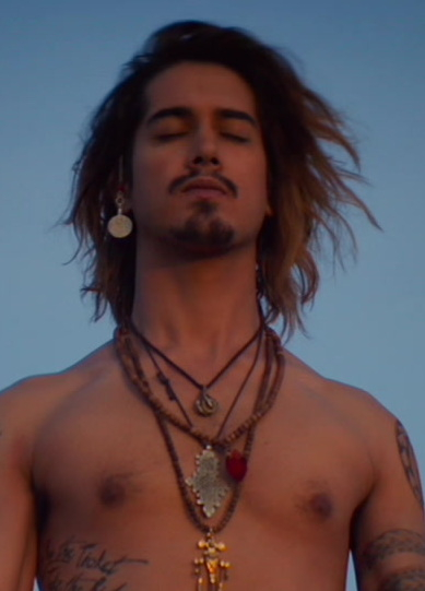 Avan Jogia Nude Photos 35133