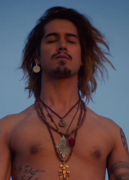 Avan Jogia Nude Photos 35133