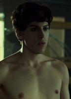 Jordan Gavaris Nude 39228