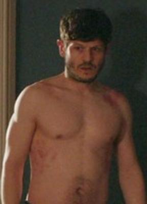 Iwan Rheon Nude Photos 65945