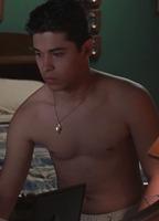 Wilmer Valderrama Sexy Shirtless 37971