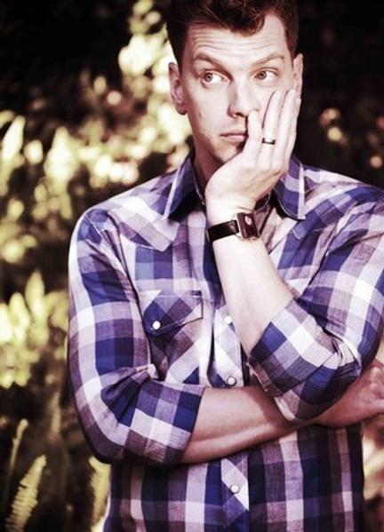 Eric Toms Sexy Photos 8009