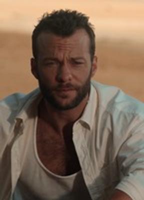 Kyle Schmid Butt Sexy 53445