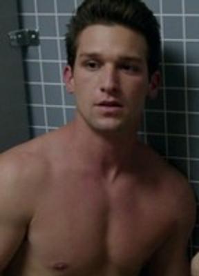 Sexiest Daren Kagasoff Scenes 39039