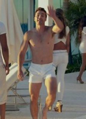 Tyler Klunick Sexy Shirtless 46710