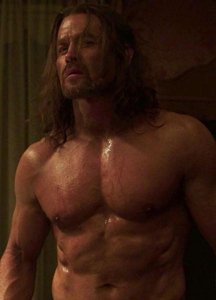 Max Martini Nude 32448