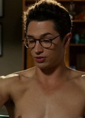 Joe Dinicol Sexy Shirtless 39558