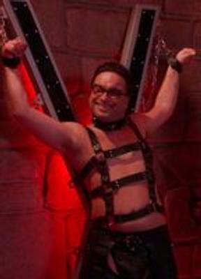 Johnny Galecki Bulge Gay 30234