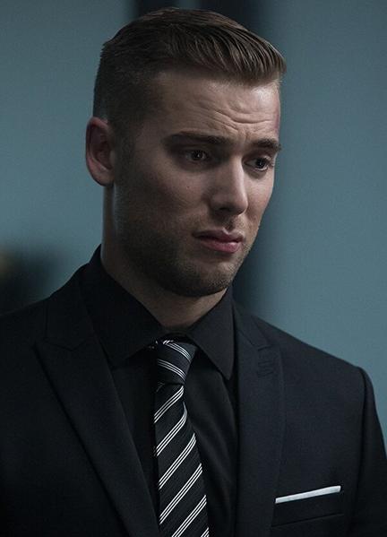 Dustin Milligan Nude Scenes 30315