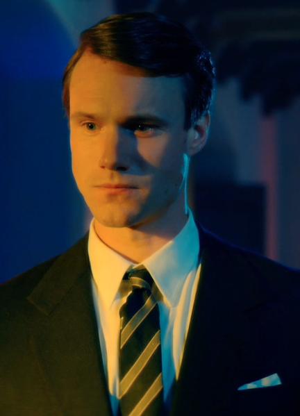 Hugh Skinner Naked 61058