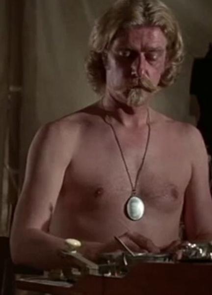 Sexy Richard Mulligan 50772