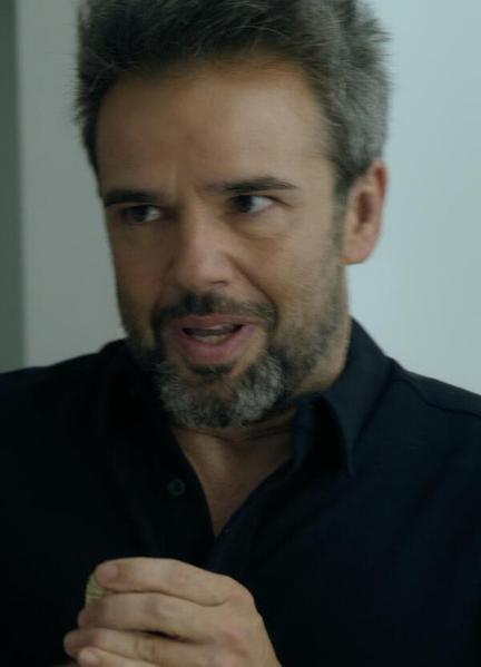 Raúl Peña Naked 67930
