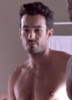 Aarón Díaz Sexy Shirtless 37044