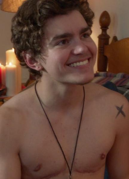 Sexy Elliot Fletcher 37860