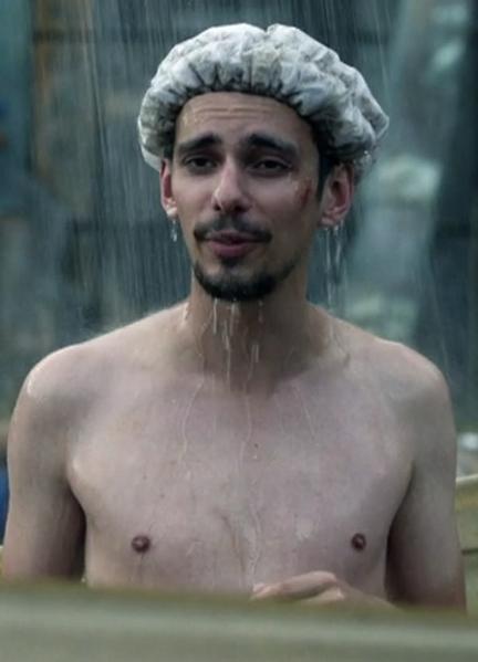 Devon Bostick Nude 39696