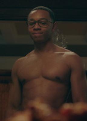 DeRon Horton Hot Scenes 52770