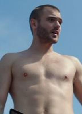 Alex Roe Nude Photos 29829