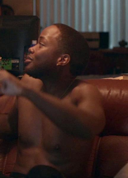 Leon Thomas III Nude 37980