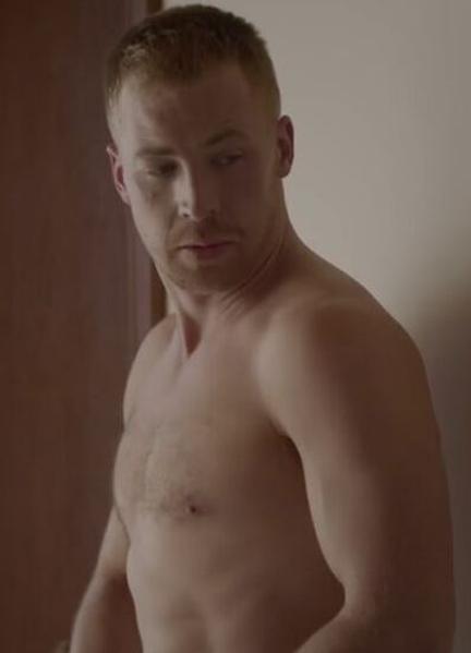 Angus McLaren Nude 32028
