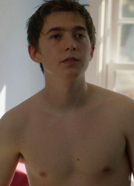 Austin Abrams Nude Scenes 32199