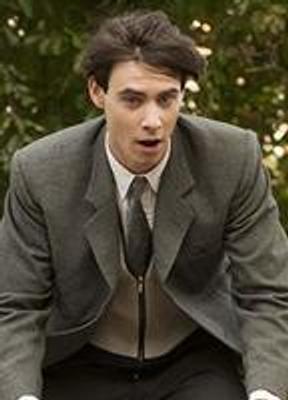 Sexy Harry Lloyd 33912