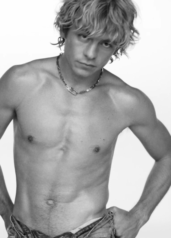 Ross Lynch Nude Scenes 65739