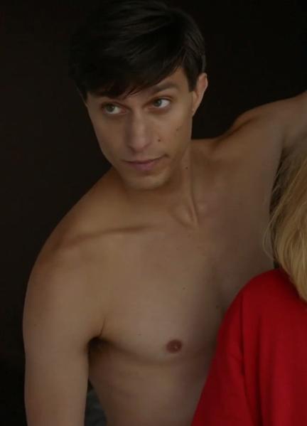 Sexiest Gideon Glick Scenes 46611