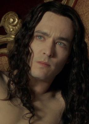 Alexander Vlahos Nude 40392
