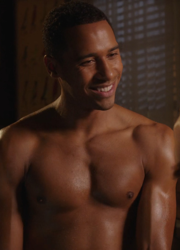 Elliot Knight