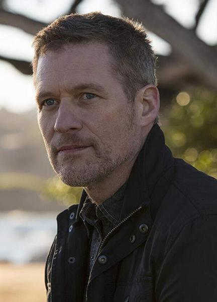Sexy James Tupper 34896