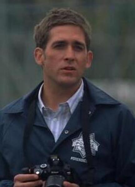 Sexiest Eric Szmanda Scenes 32055