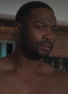 Ser'Darius Blain Sexy Shirtless 45738